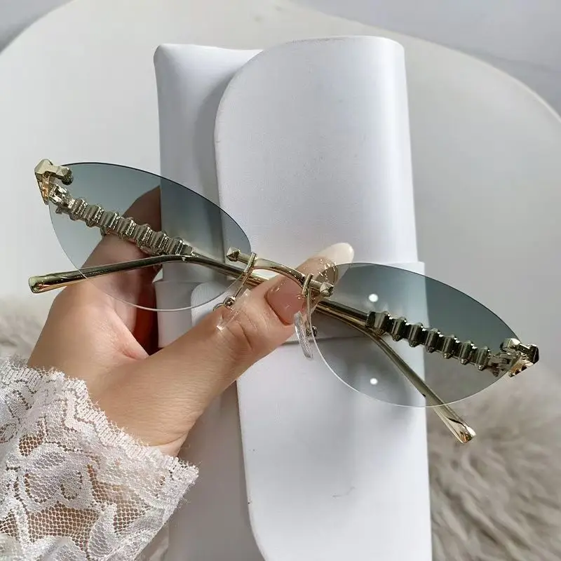새로운 캣아이형 리벳 장식의 테 없는 선글라스, 여성용 - Designer Sunglasses 리뷰 및 가격